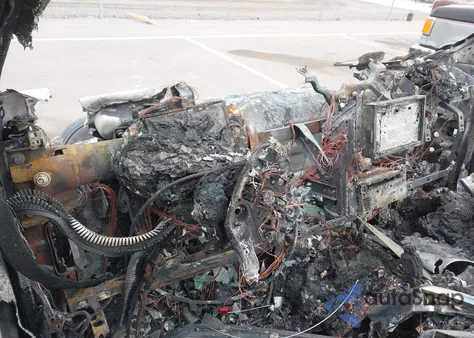 2016 Ford F-150 Platinum z USA, uszkodzony, nr VIN 1FTEW1EG1GFB26438